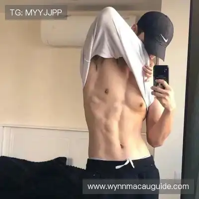 翁吟莲